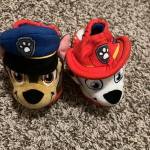 Paw patrol slippers, size 5/6